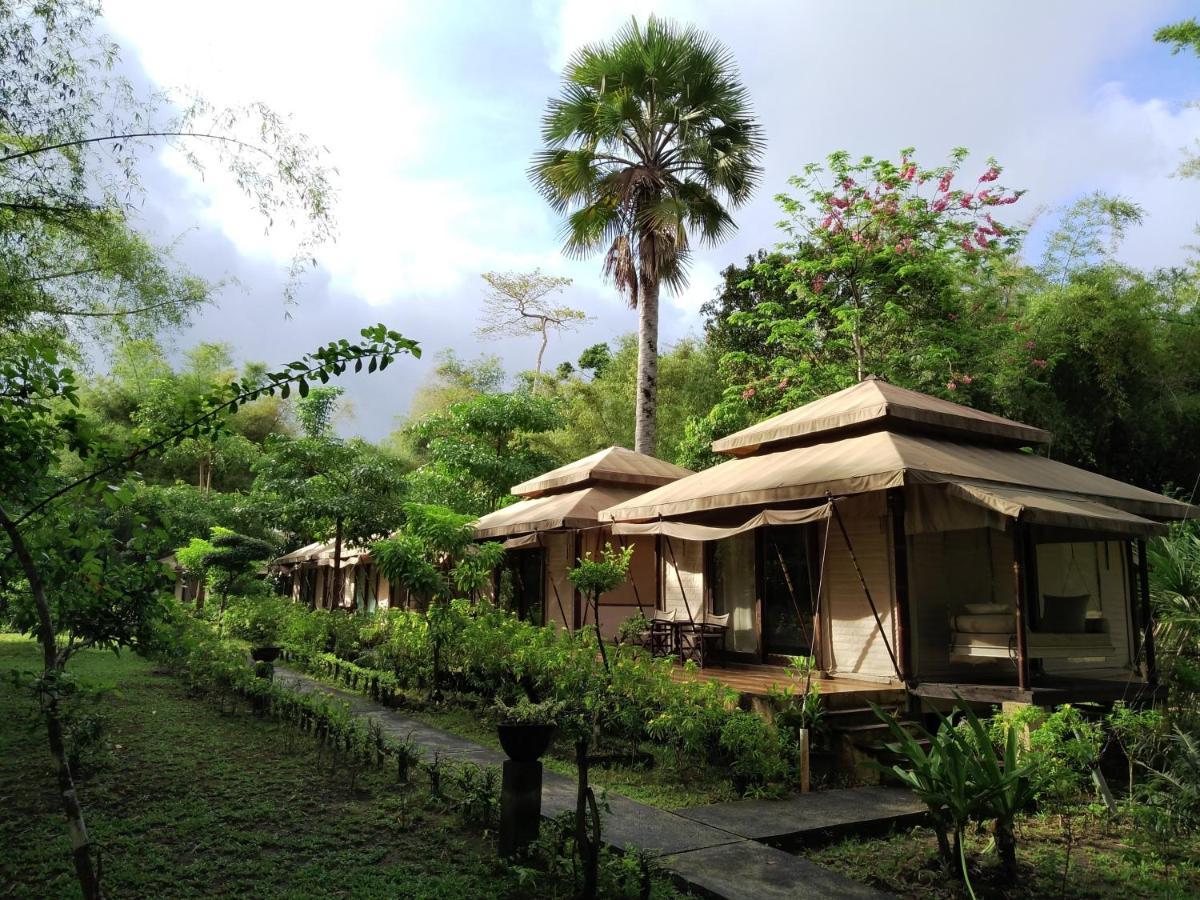 Jawa Jiwa G-Land Resort Dadapan Buitenkant foto